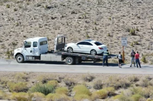 Recovery Truck uae
